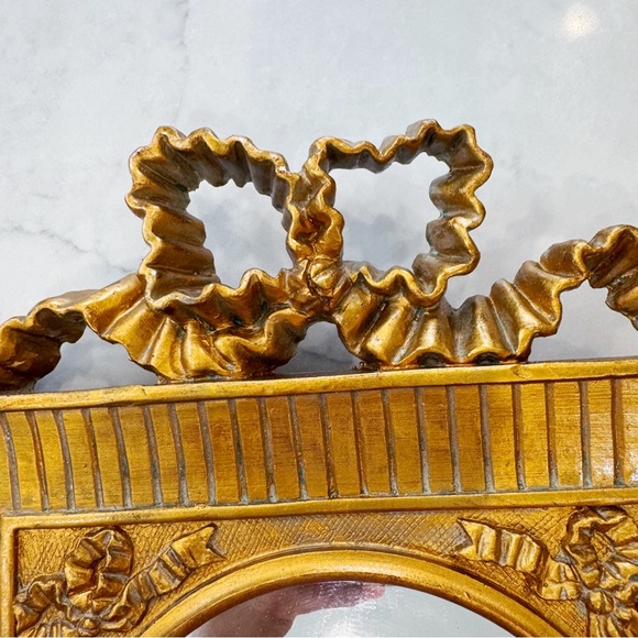 Vintage gold tone gilded framed mirror - Picture 7 of 7